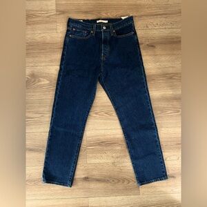 Levi’s jeans NWT Wedgie Straight size 29, 28 length Rinse Wash
